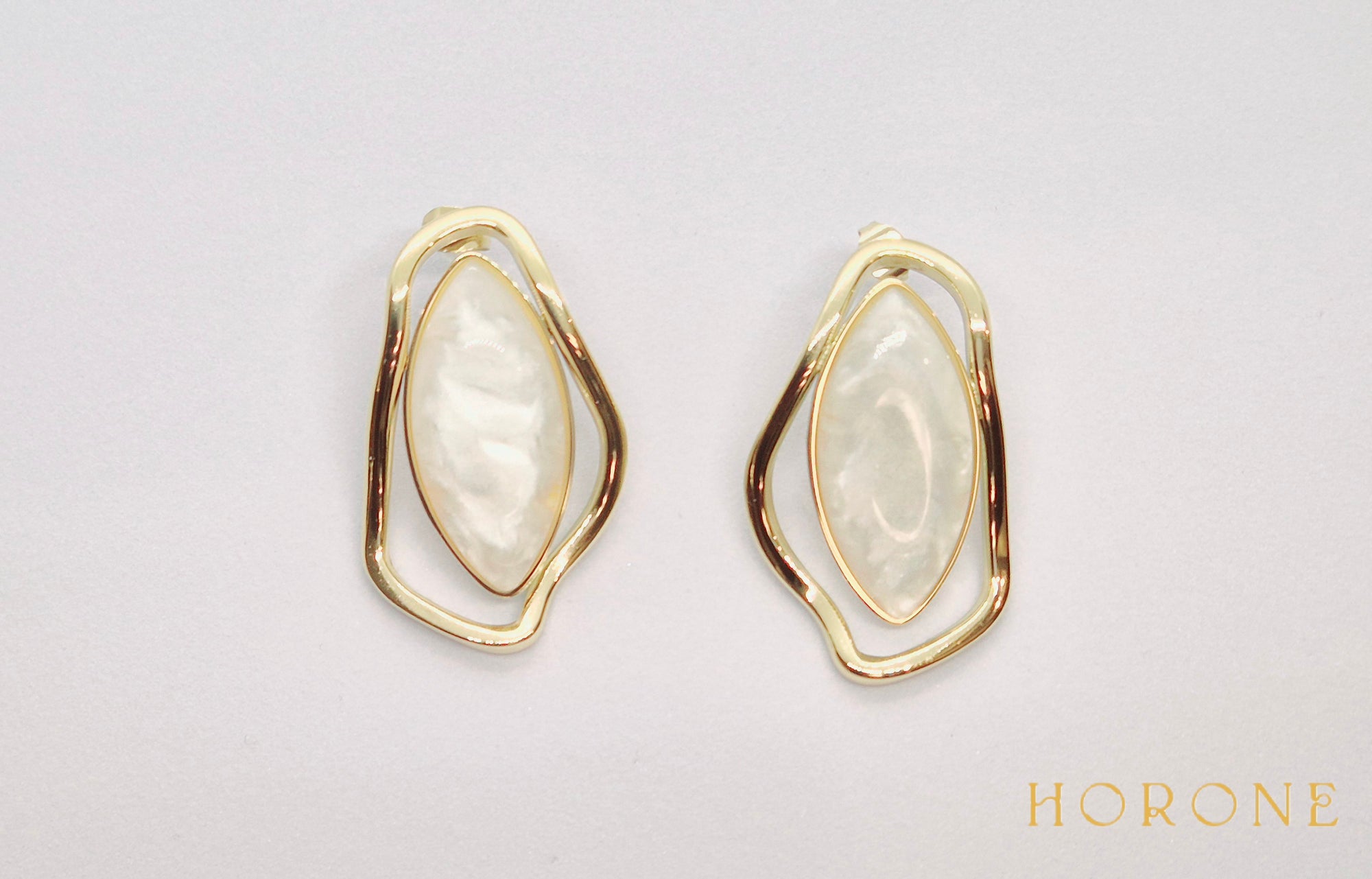 Boucles d'oreilles "Coralie" • Acier inoxydable doré