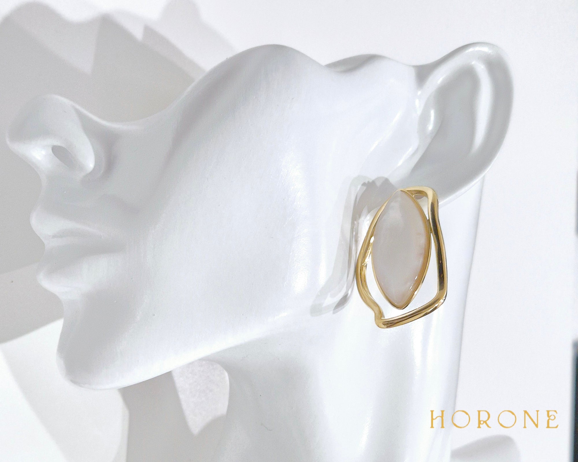 Boucles d'oreilles "Coralie" • Acier inoxydable doré