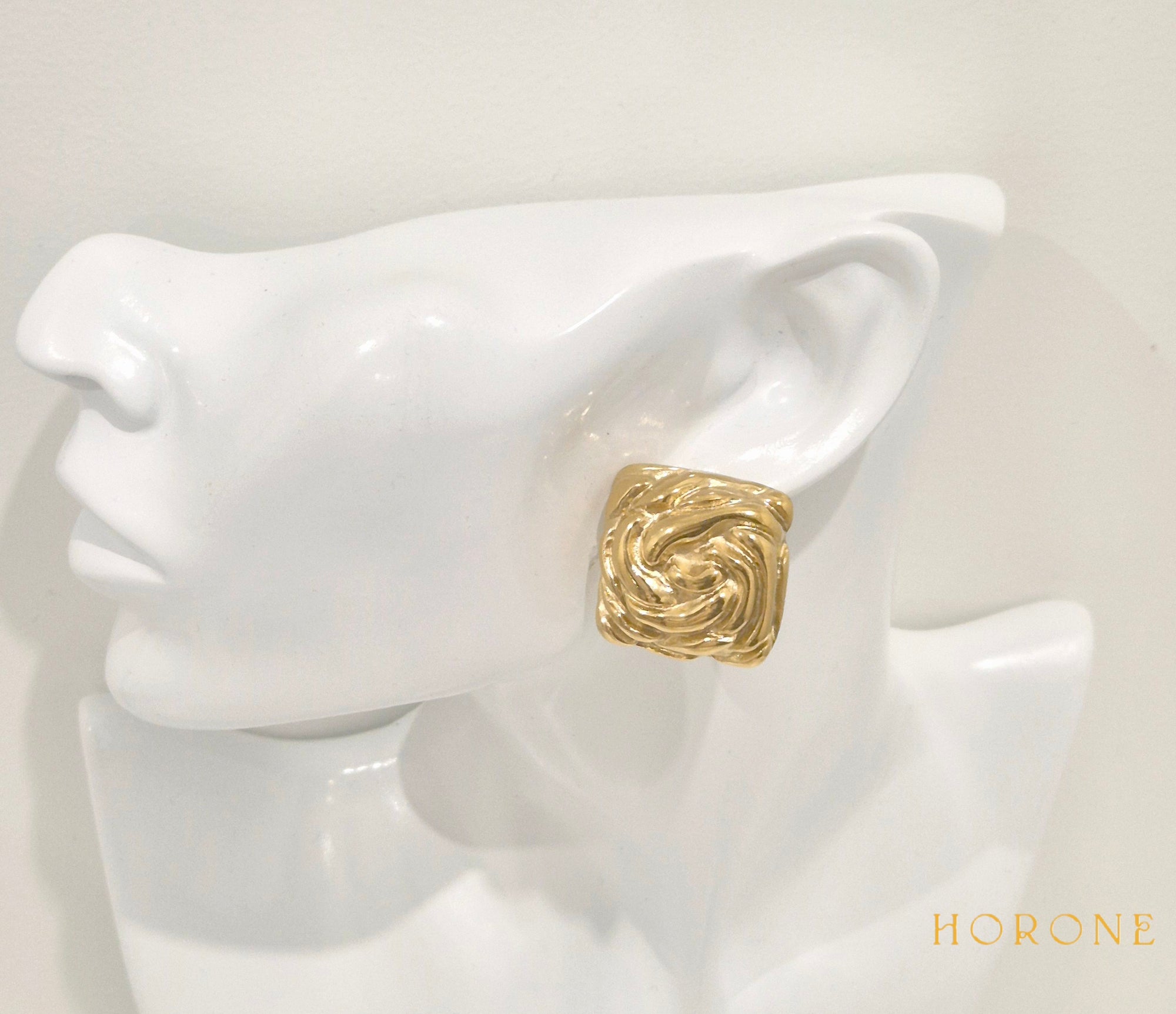 Boucles d'oreilles "Sania" • Acier inoxydable doré