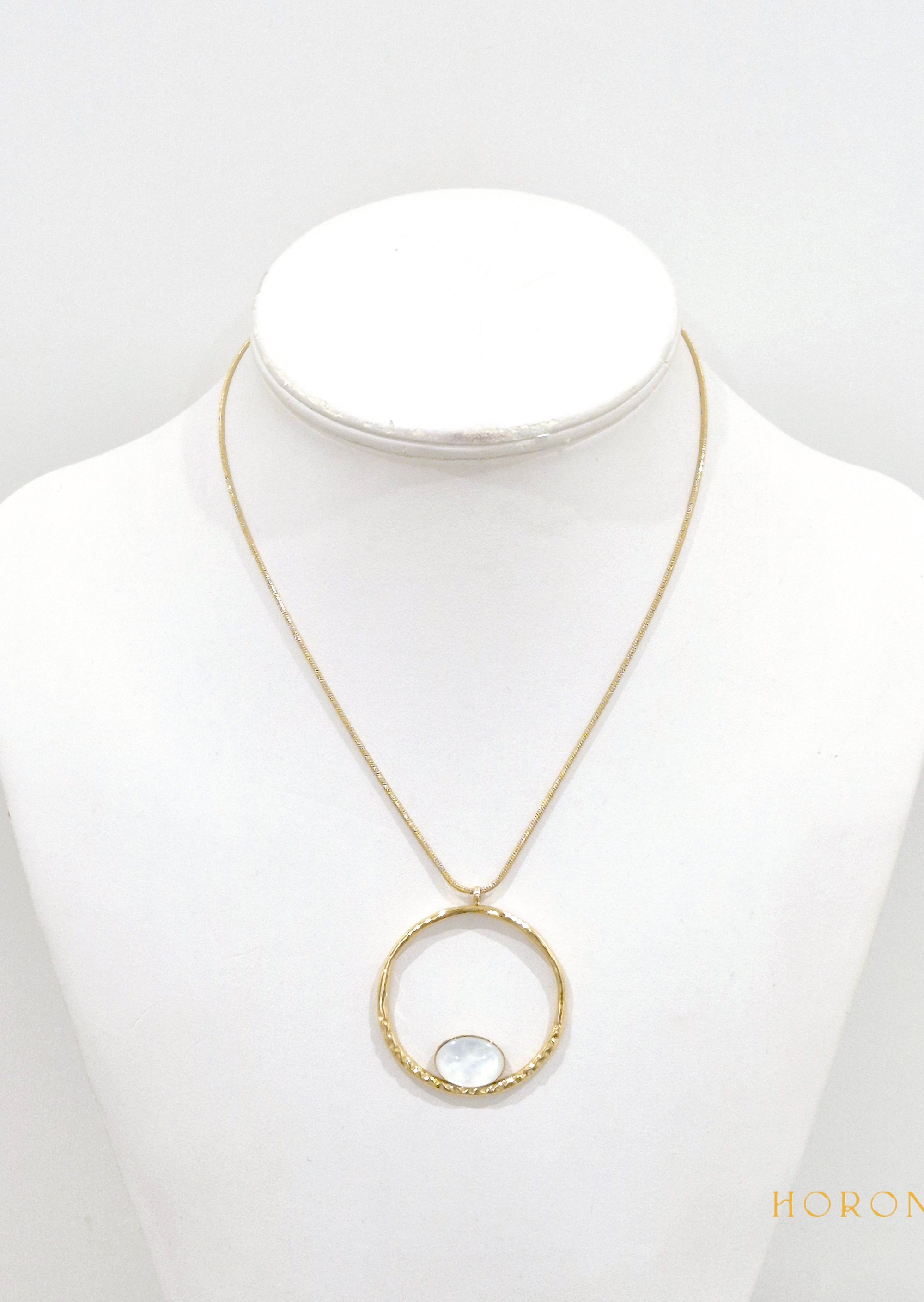 Collier "Tjilel" • Acier inoxydable doré